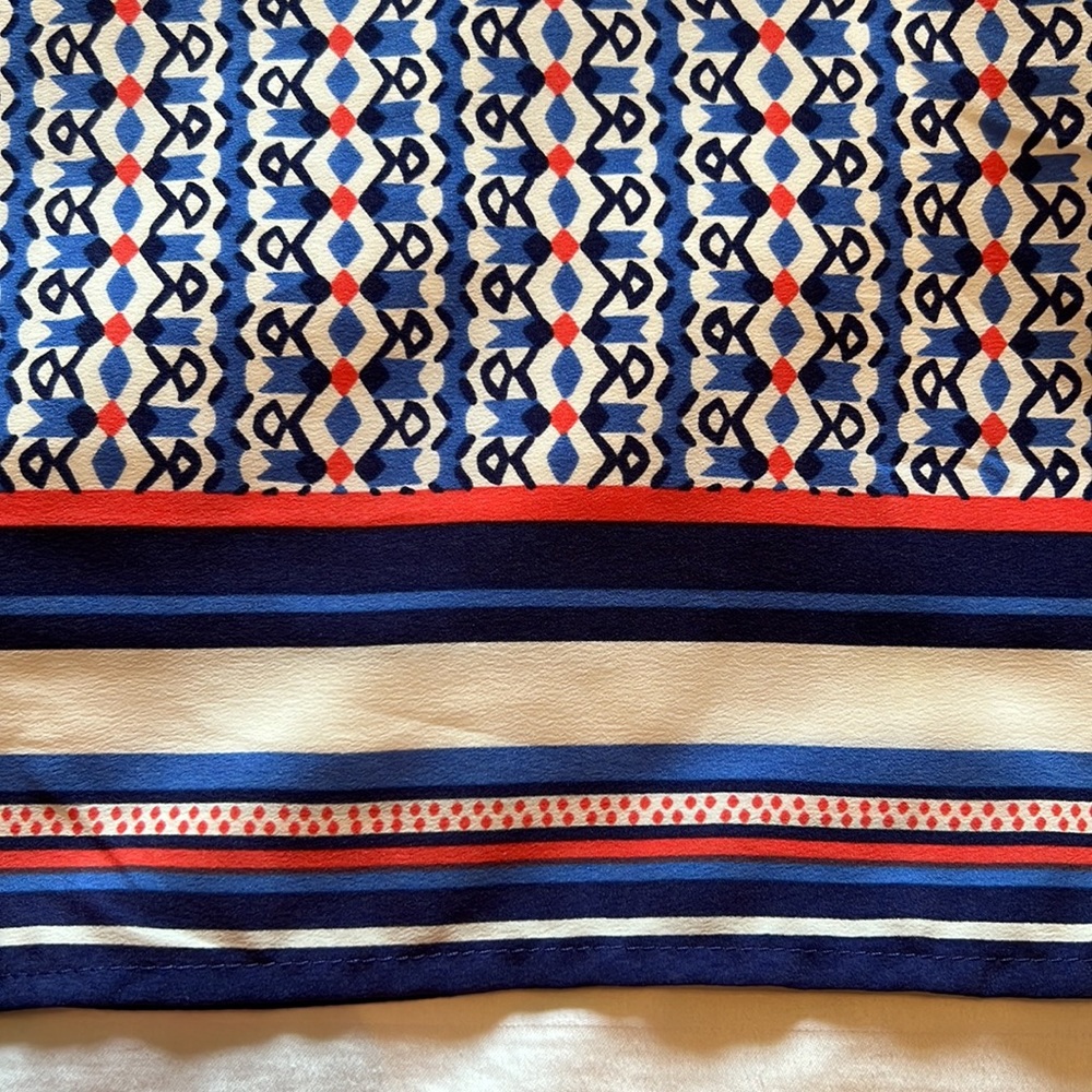 Beautiful Summer Dress Size Small EUC Adjustable Straps Blue White & Red - Picture 5 of 7